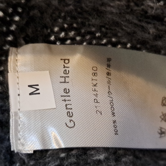 NWT Heathered Wool Turtleneck Sweater (Dark Grey) - Gentle Herd - Picture 5 of 5